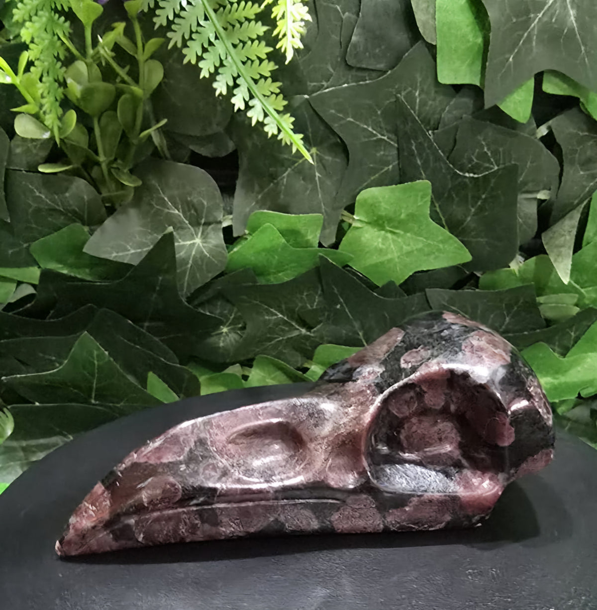 Garnet Raven Skull